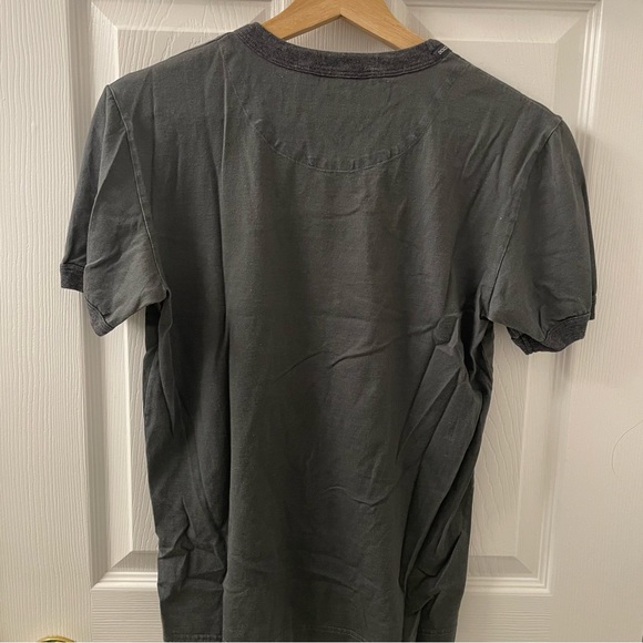 D&G Tshirt - Picture 3 of 3